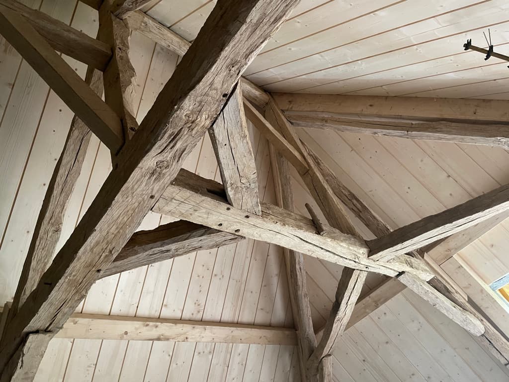 Structure en bois d'un toit